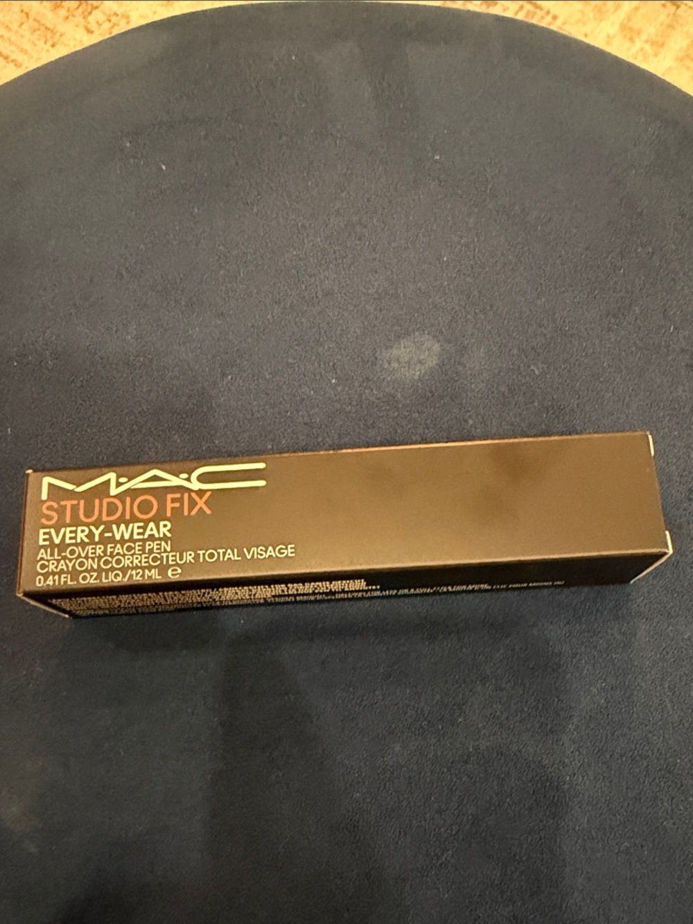 MAC Studio Fix Every-Wear All-Over Face Pen - Black Packaging